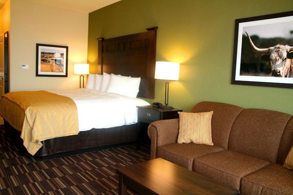Comfort Inn & Suites Beeville Ruang foto