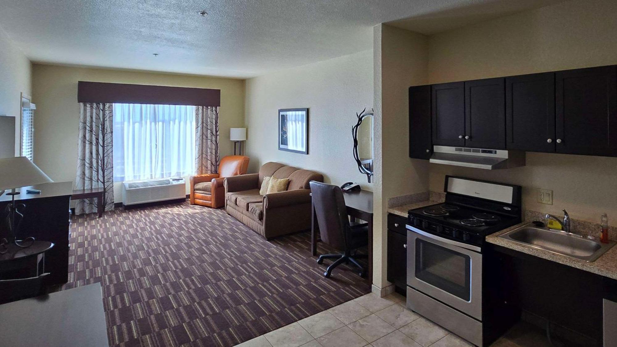 Comfort Inn & Suites Beeville Bagian luar foto